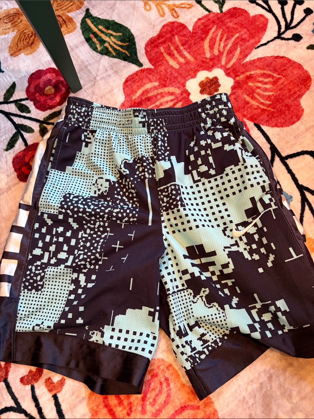 Nike Men’s Black & Mint Digital Print Swim Shorts